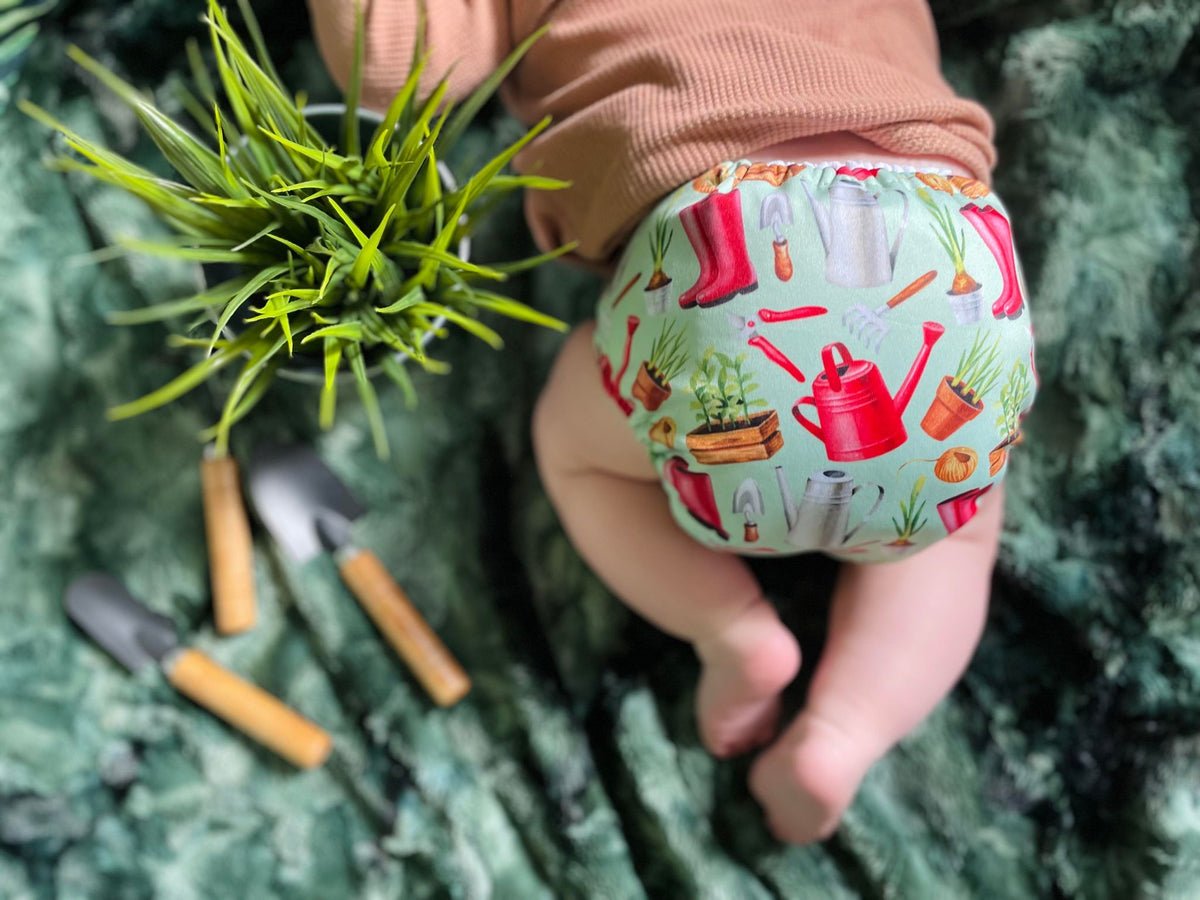 Cloth Diaper | One size | Janette gardens (full print)