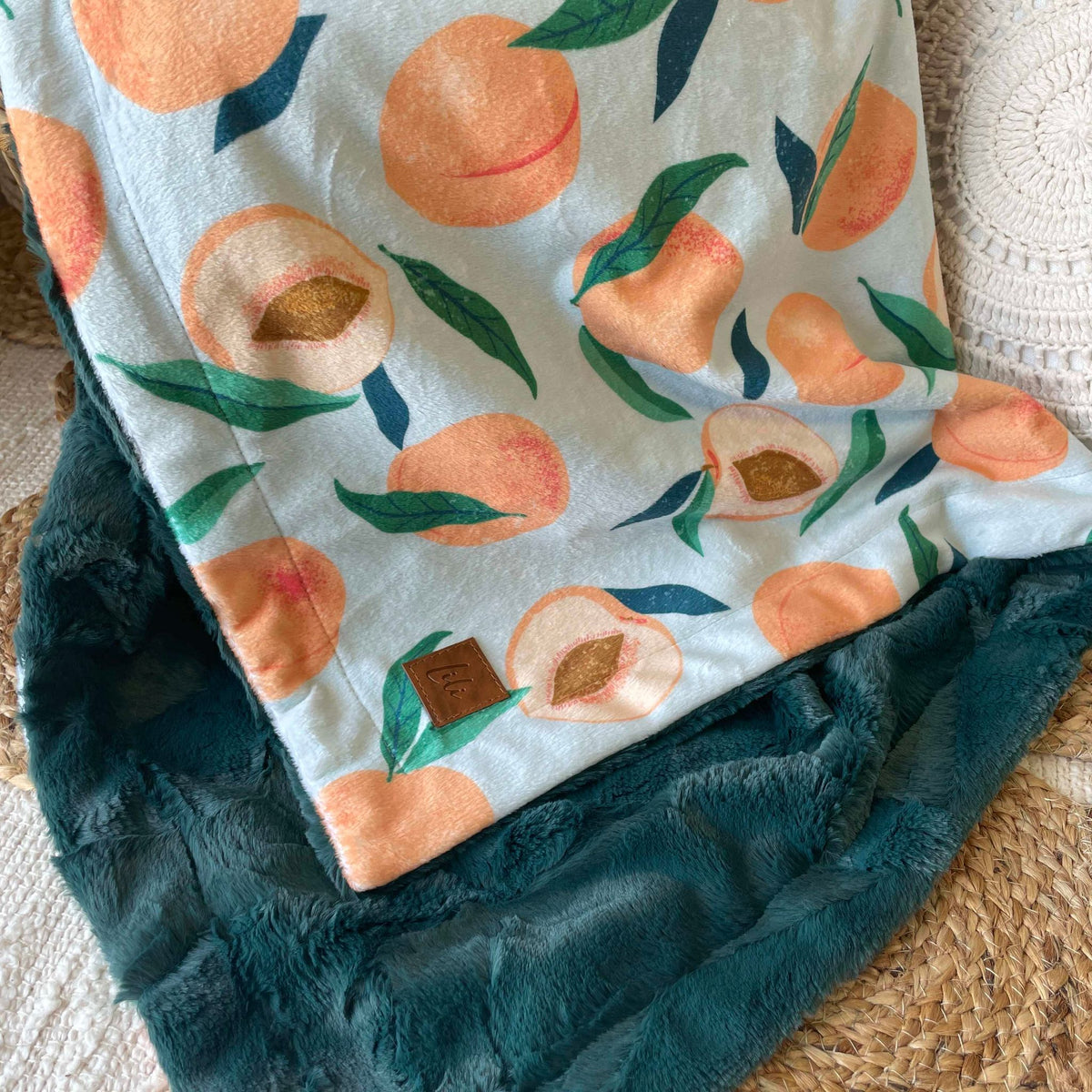 Simple comforter ready to go | Blue Nectarines [Minky/Faux Fur]