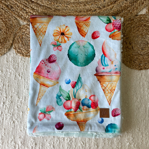 Simple comforter ready to go | Summer Treats [Minky/Faux Fur]