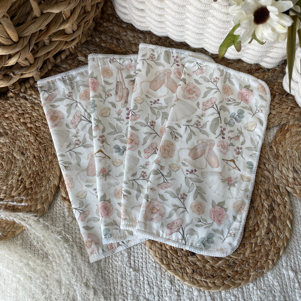 La Claire Fontaine | Set of cotton and bamboo velvet wipes | Pas de deux