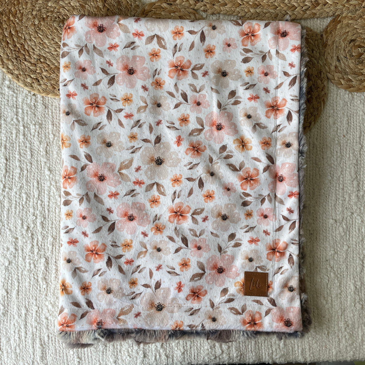 Simple comforter ready to go | Country floral [Minky/Faux Fur]